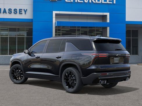 New 2026 Chevrolet Traverse LT w/ Enhanced Driving Package FWD image 3