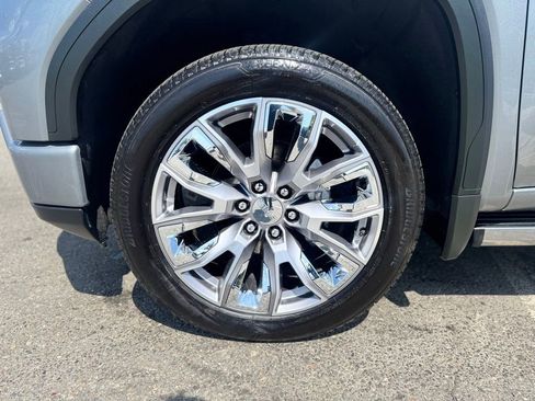 Certified 2025 GMC Sierra 1500 Denali w/ Denali Reserve Package AWD/4WD image 3