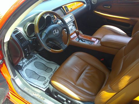 Used 2002 Lexus SC 430 Convertible image 45