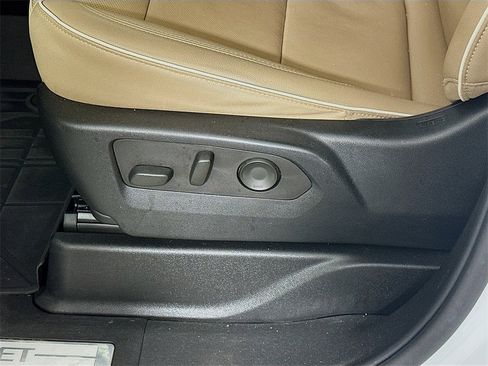 Used 2023 Chevrolet Tahoe Premier image 23