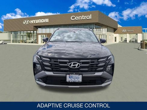 Certified 2025 Hyundai Tucson SEL AWD/4WD image 2