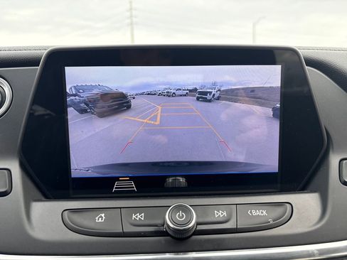 Used 2020 Chevrolet Blazer LT image 28