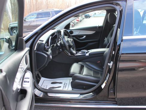 Used 2016 Mercedes-Benz C 300 4MATIC Sedan image 16