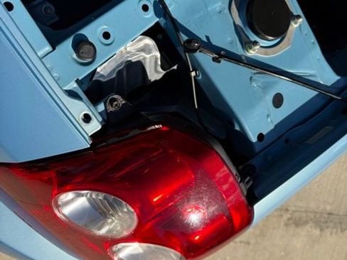 Used 2003 Toyota MR2 RWD image 65