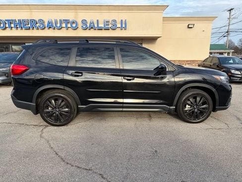 Used 2022 Subaru Ascent Onyx Edition AWD/4WD image 10