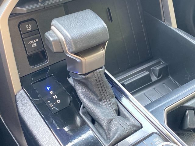 Used 2022 Toyota Tundra SR5 w/ SR5 Premium Package RWD image 27