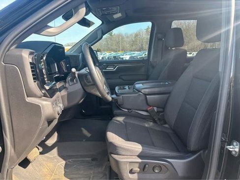 Used 2024 Chevrolet Silverado 1500 LT image 15