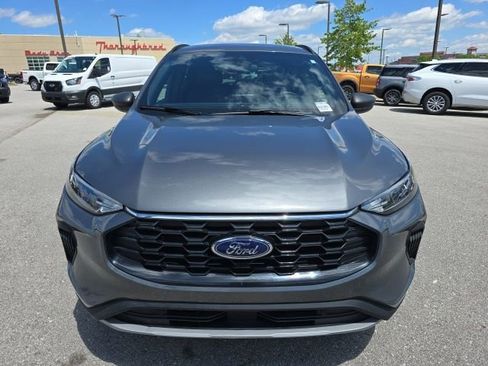 Used 2025 Ford Escape ST-Line AWD/4WD image 8