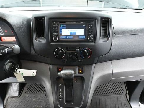 Used 2015 Nissan NV200 SV w/ Technology Package FWD image 27
