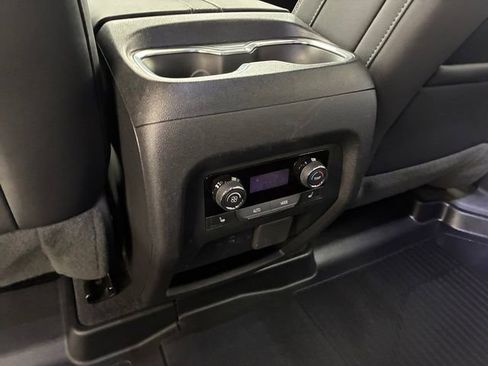 Certified 2025 Chevrolet Traverse High Country w/ LPO, Floor Liner Package AWD/4WD image 19