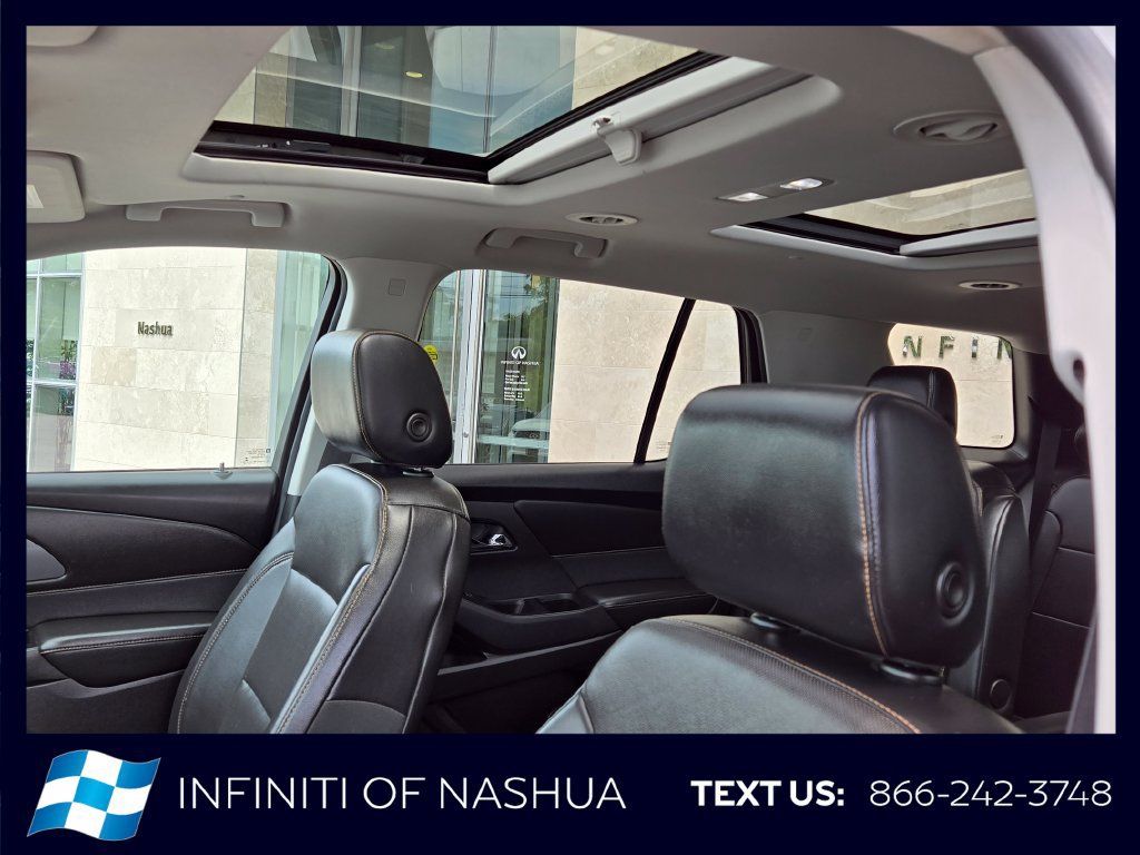 Used 2018 Chevrolet Traverse Premier AWD/4WD image 6