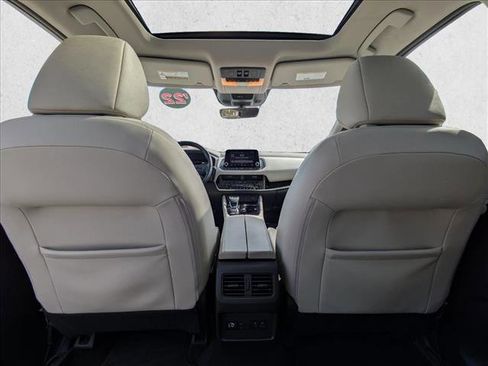 Used 2022 Nissan Rogue SL image 20