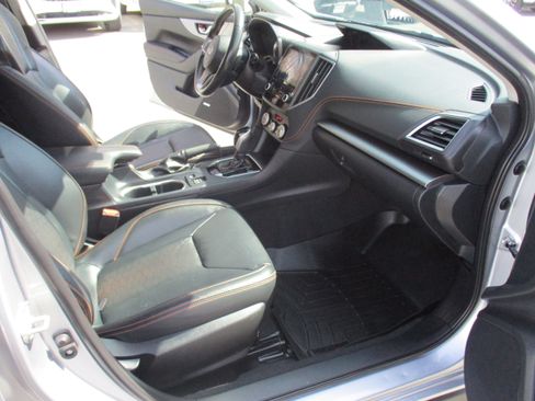 Used 2022 Subaru Crosstrek 2.5i Limited w/ Moonroof Package 2 image 16