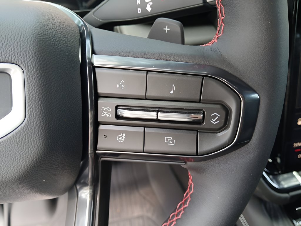 New 2026 GMC Yukon XL AT4 Ultimate AWD/4WD image 12