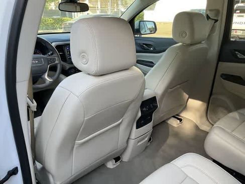 Used 2023 GMC Acadia Denali AWD/4WD image 15