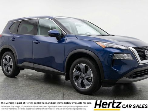 Used 2025 Nissan Rogue SV AWD/4WD image 1
