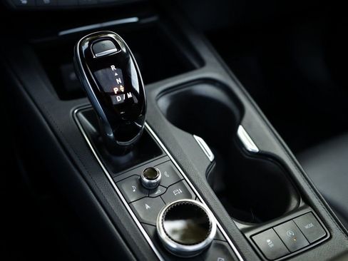 Certified 2024 Cadillac XT4 Sport image 21