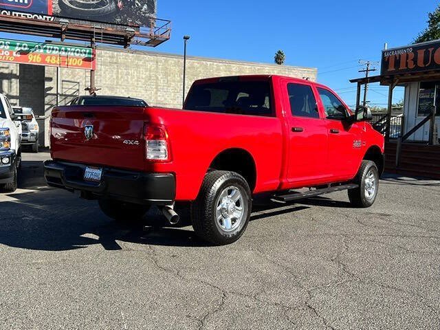Used 2015 RAM 2500 Tradesman w/ Chrome Appearance Group AWD/4WD image 6