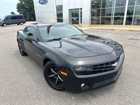 Used 2013 Chevrolet Camaro LS RWD image 6