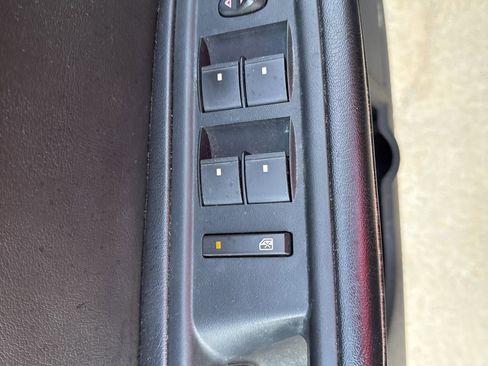 Used 2014 GMC Acadia SLT image 15