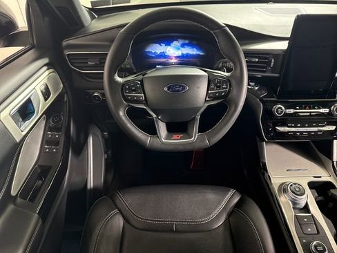 Used 2023 Ford Explorer ST w/ Equipment Group 401A AWD/4WD image 29