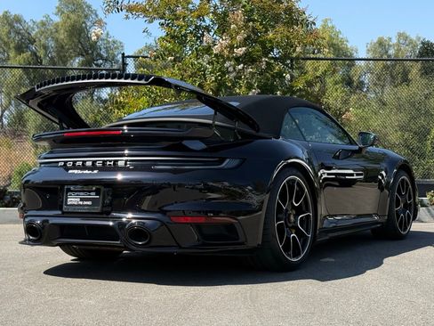 Certified 2025 Porsche 911 Turbo S AWD/4WD image 35