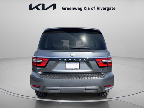 Used 2024 Nissan Armada SL image 6