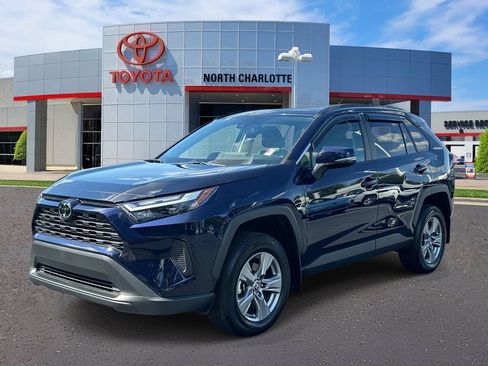 Used 2024 Toyota RAV4 XLE w/ Convenience Package FWD image 5