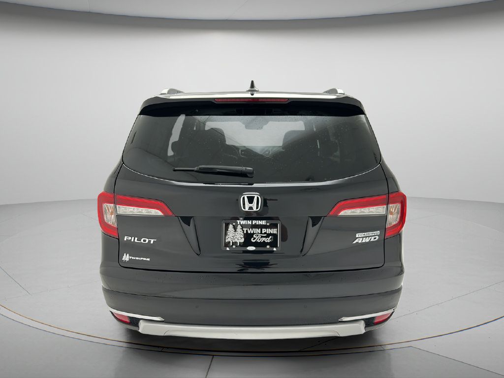 Used 2019 Honda Pilot Touring image 7