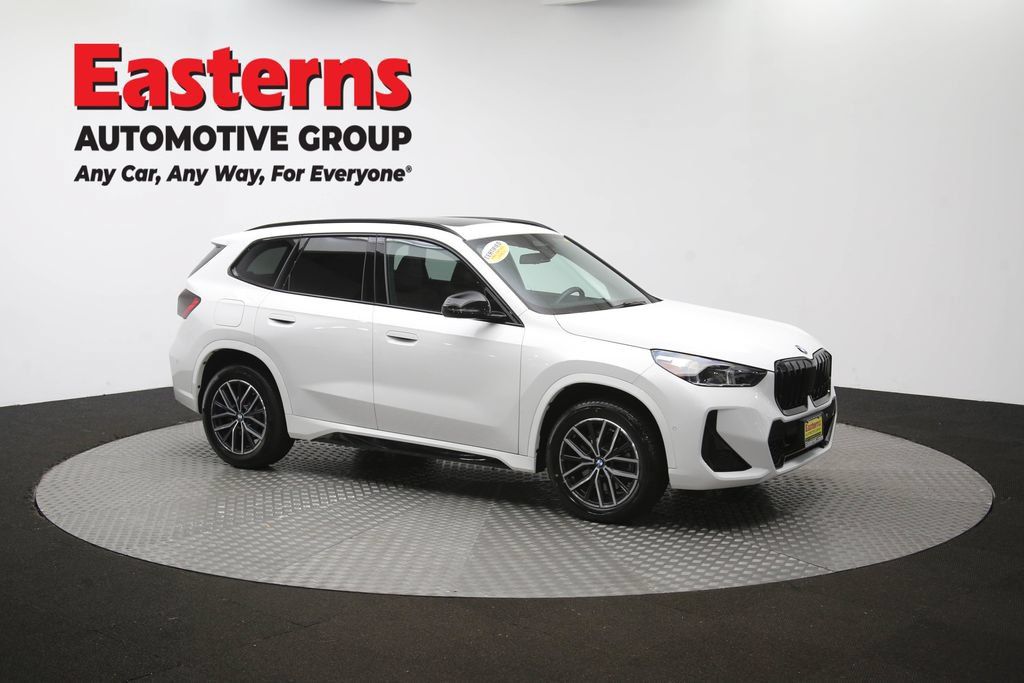 Used 2023 BMW X1 xDrive28i w/ M Sport Package AWD/4WD image 48