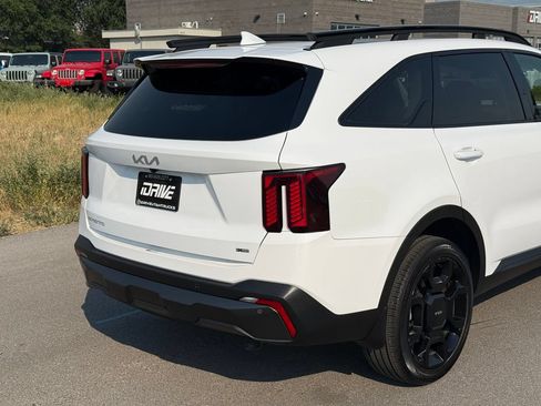 Used 2024 Kia Sorento X-Line EX AWD/4WD image 10
