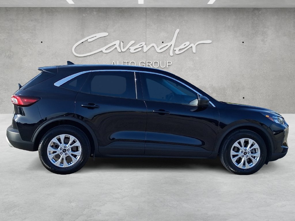 Used 2023 Ford Escape Active FWD image 17