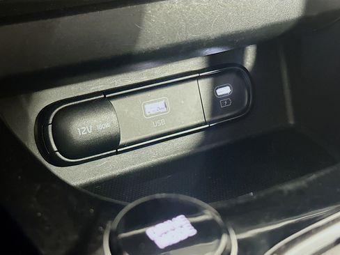 Used 2025 Kia Seltos S FWD image 26