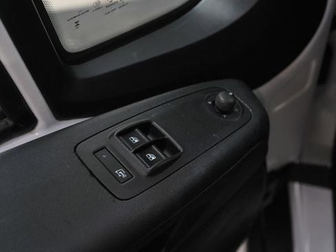 Used 2023 RAM ProMaster 2500 FWD image 18