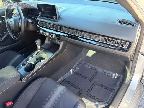 Used 2024 Honda Civic Sport image 27