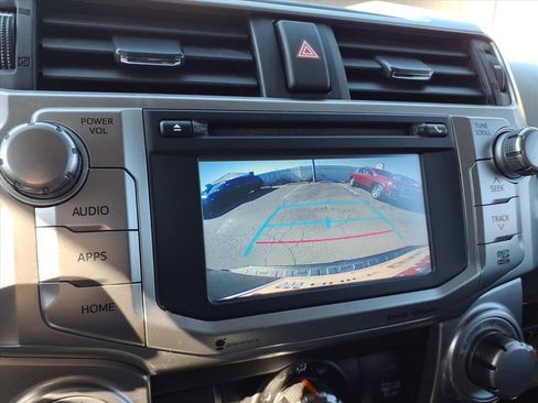 Used 2016 Toyota 4Runner SR5 image 21