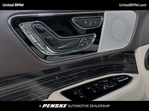 Used 2024 Lincoln Navigator Black Label AWD/4WD image 3