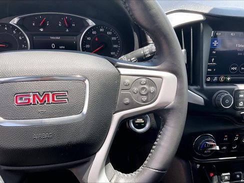 Used 2020 GMC Terrain SLT w/ Preferred Package FWD image 23