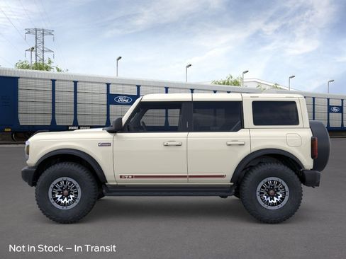 New 2026 Ford Bronco Outer Banks AWD/4WD image 3