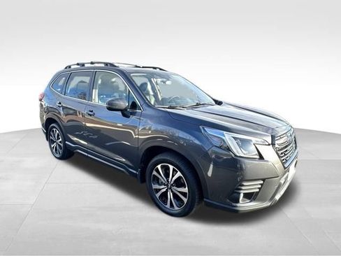 Used 2023 Subaru Forester Limited image 11