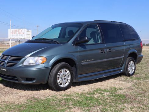 Used 2006 Dodge Grand Caravan SE w/ Popular Equipment Group I image 5