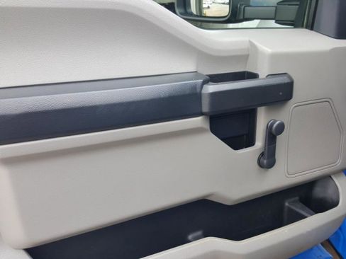 Used 2022 Ford F450 XL image 22