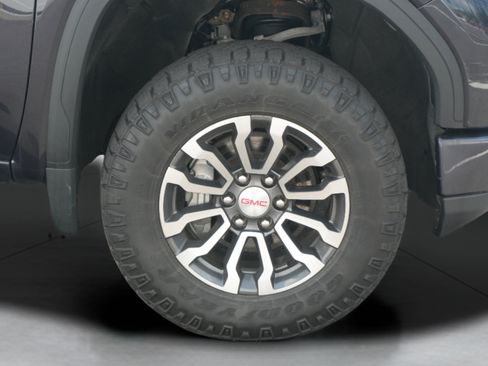 Used 2023 GMC Sierra 1500 AT4 w/ AT4 Premium Package AWD/4WD image 43