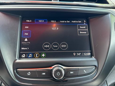 Used 2021 Chevrolet TrailBlazer LS FWD image 16