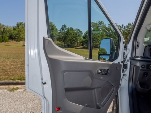 New 2025 Ford Transit 250 148 Medium Roof w/ Load Area Protection Package image 9