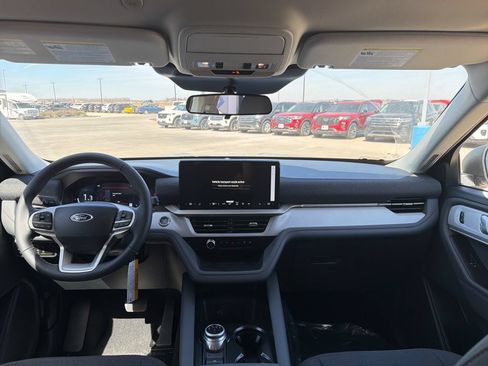 New 2026 Ford Explorer Active AWD/4WD image 16