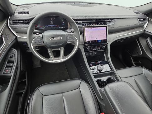 Used 2024 Jeep Grand Cherokee Limited 4xe AWD/4WD image 11