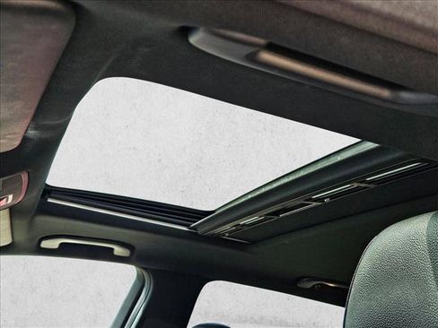 Used 2016 Mercedes-Benz GLE 350 image 24