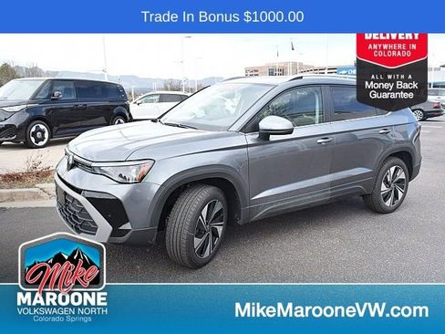 New 2025 Volkswagen Taos SE image 3