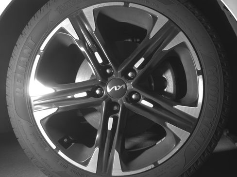 Used 2022 Kia K5 GT-Line AWD/4WD image 12